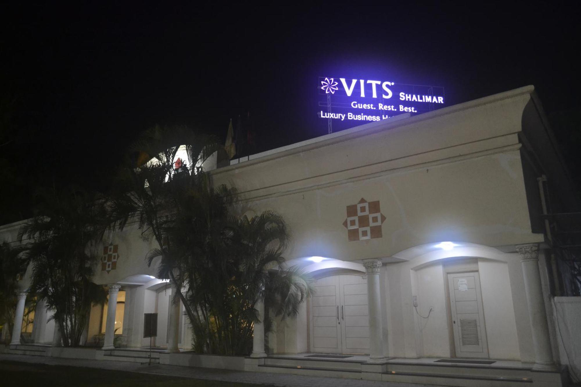 Отель Vits Shalimar, Ankleshwar Экстерьер фото