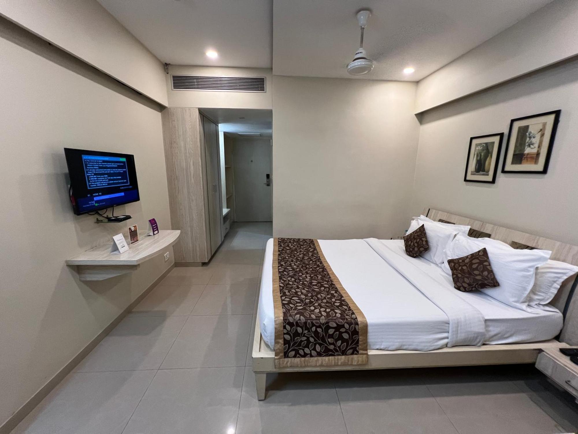Отель Vits Shalimar, Ankleshwar Экстерьер фото