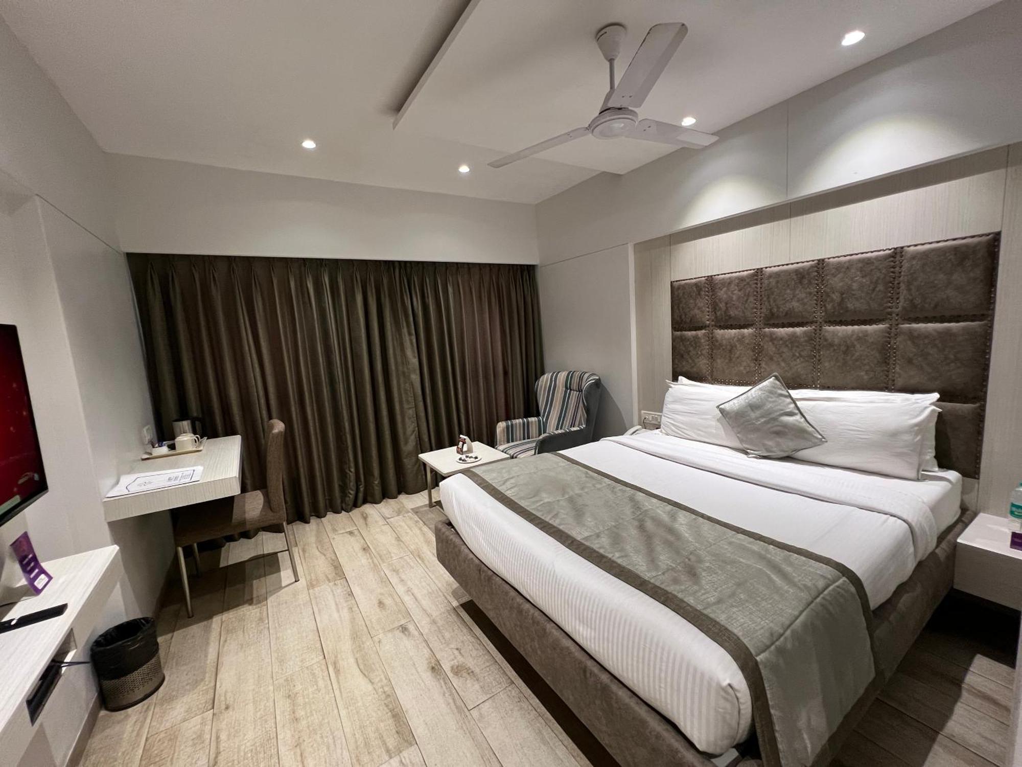 Отель Vits Shalimar, Ankleshwar Экстерьер фото