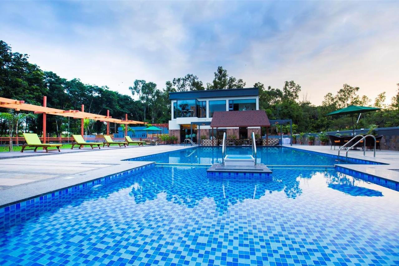 Отель Vits Shalimar, Ankleshwar Экстерьер фото