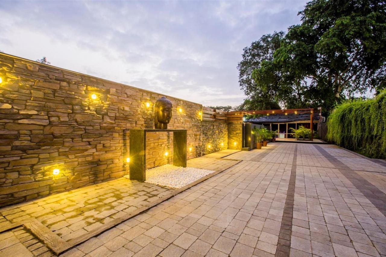 Отель Vits Shalimar, Ankleshwar Экстерьер фото